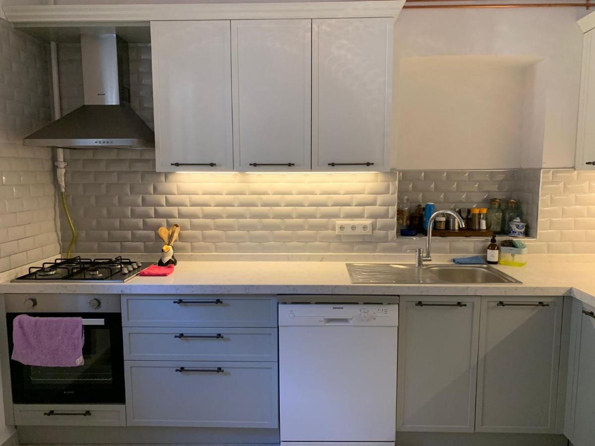 Appartement Bueyuekada Al Koesk à Adalar Extérieur photo