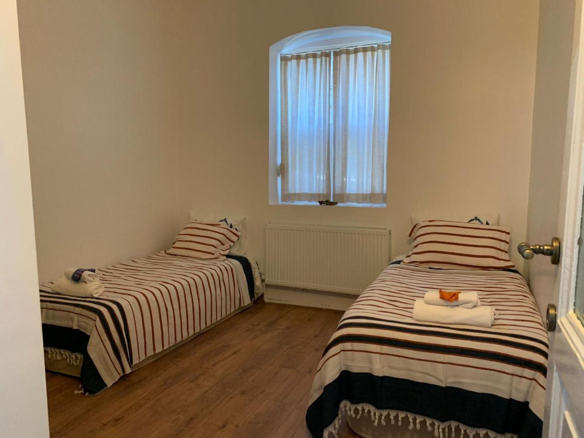 Appartement Bueyuekada Al Koesk à Adalar Extérieur photo