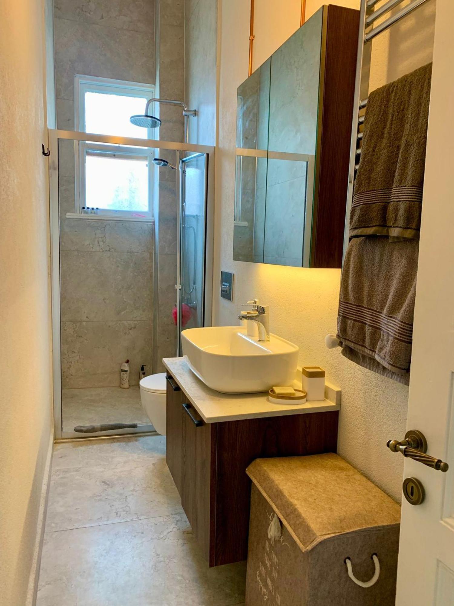 Appartement Bueyuekada Al Koesk à Adalar Extérieur photo