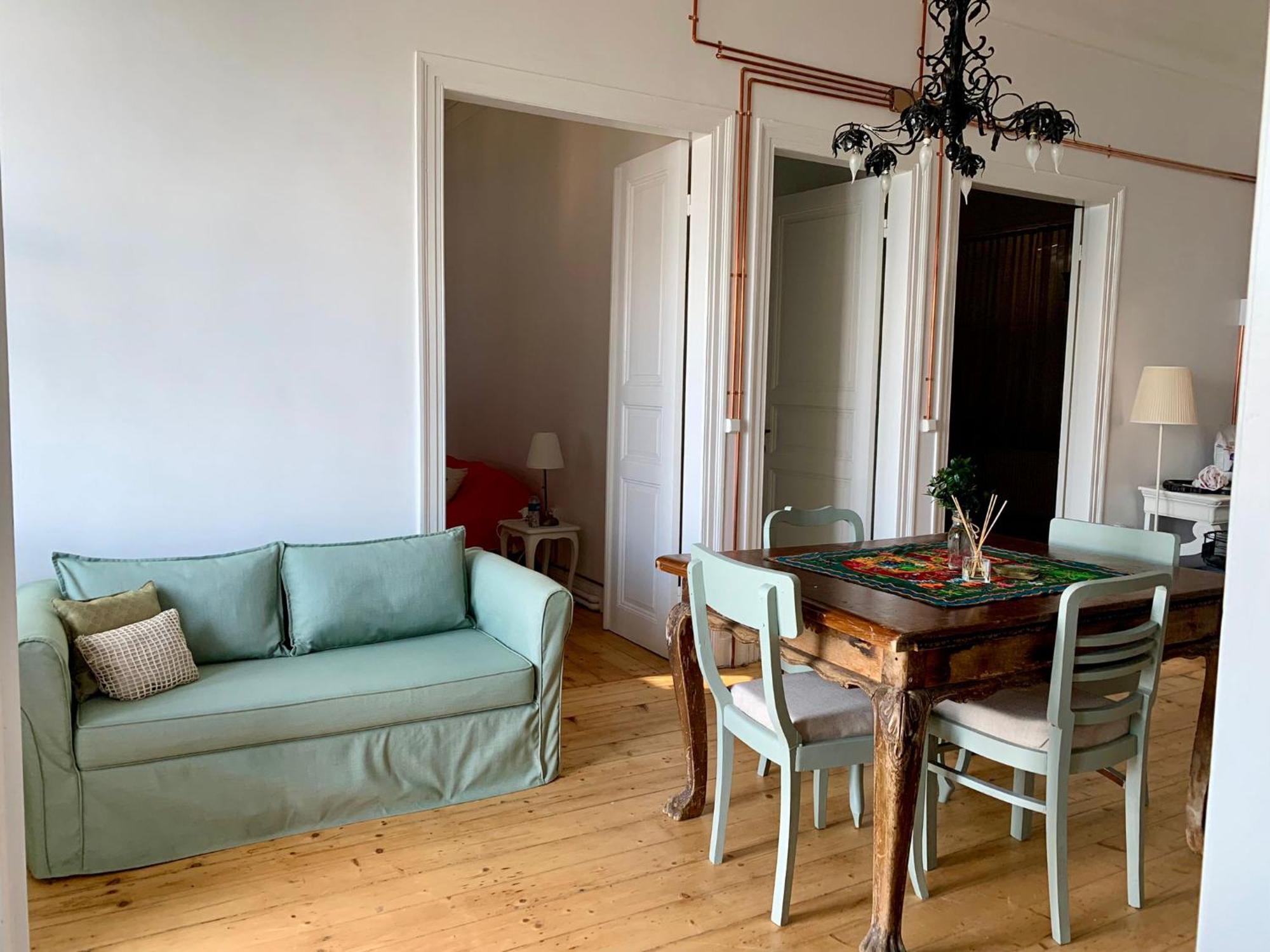 Appartement Bueyuekada Al Koesk à Adalar Extérieur photo
